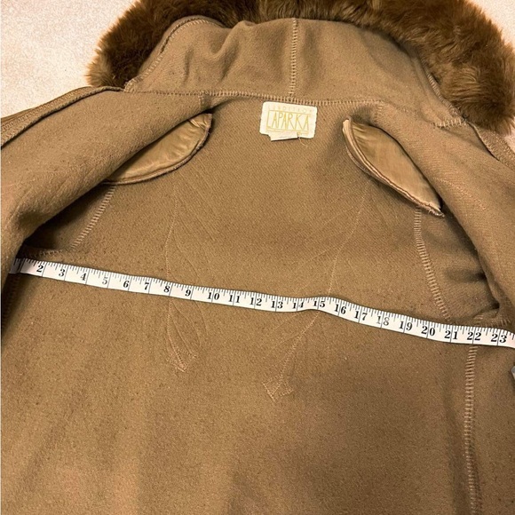 Linda Lundstrom vintage LaParka long coat gold 100% wool sz 10 with nylon shell. - Picture 9 of 10